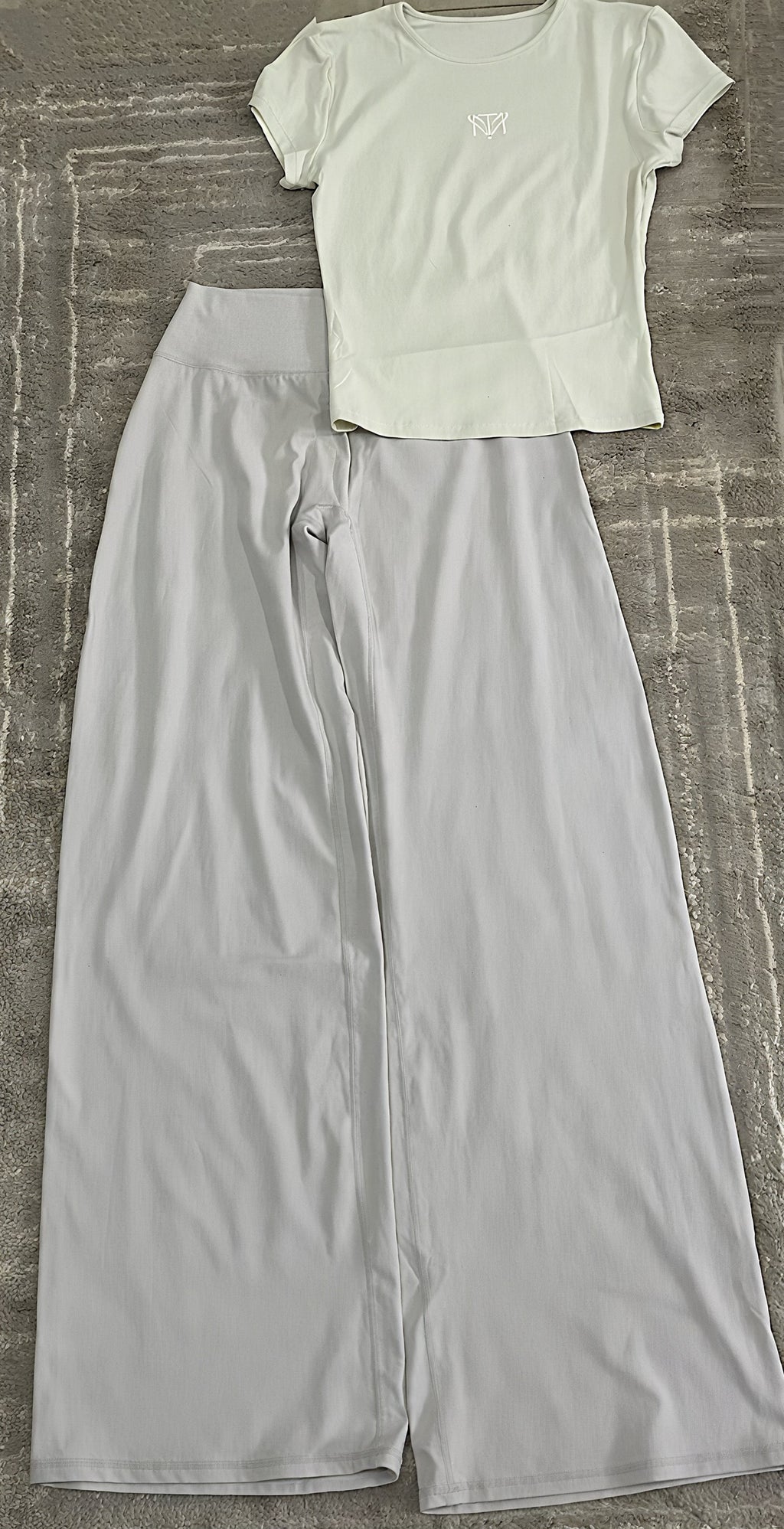 ATHYM Active beige